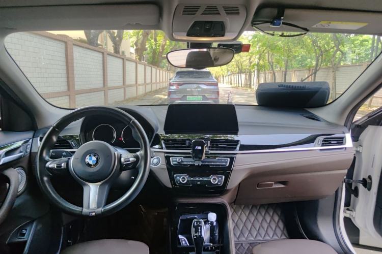 Used BMW X2 2021 sDrive25i M Sport Package Center Console