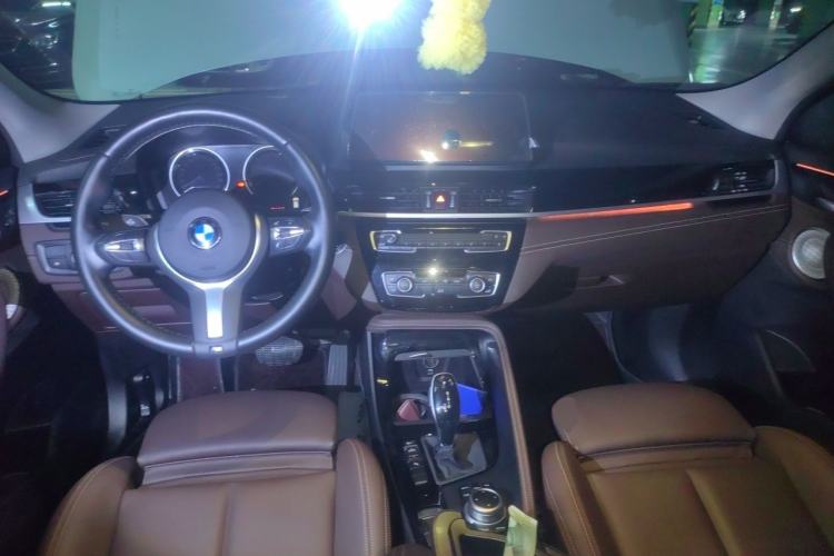 Used BMW X2 2021 sDrive25i M Sport Package Center Console