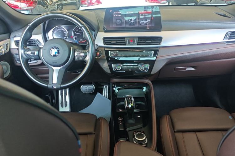 Used BMW X2 2021 Restyled sDrive25i Midnight Edition Center Console