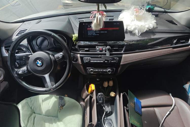 Used BMW X2 2021 sDrive25i M Sport Package Center Console