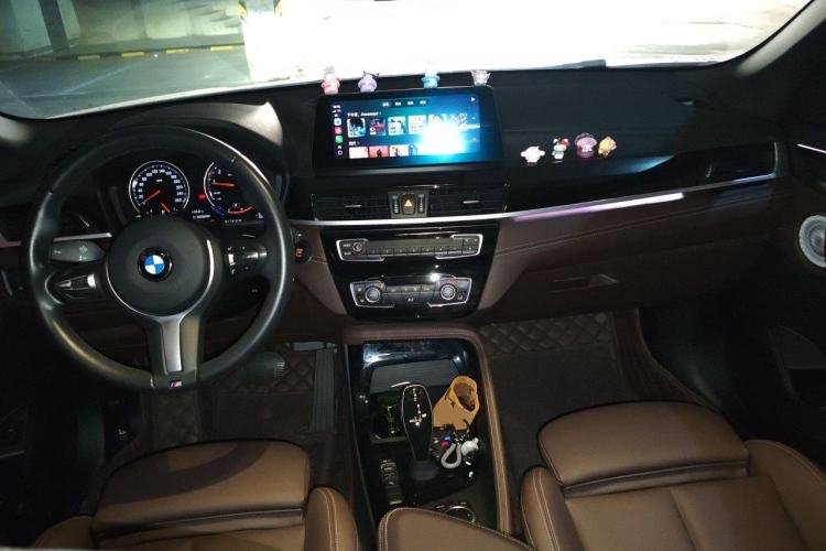 Used BMW X2 2021 sDrive25i Leading Model M Off-Road Package Center Console
