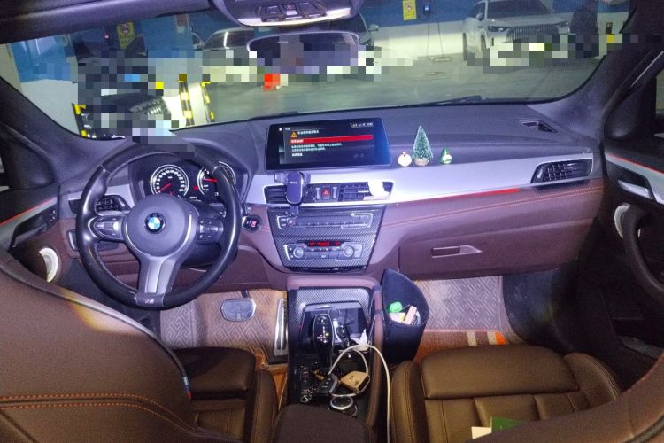 Used BMW X2 2021 Updated xDrive25i Midnight Edition Center Console