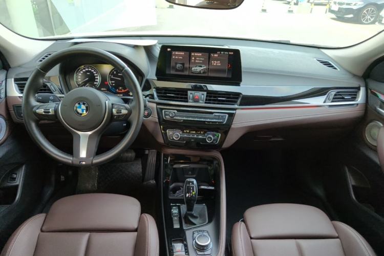 Used BMW X2 2021 sDrive25i M Sport Package Center Console