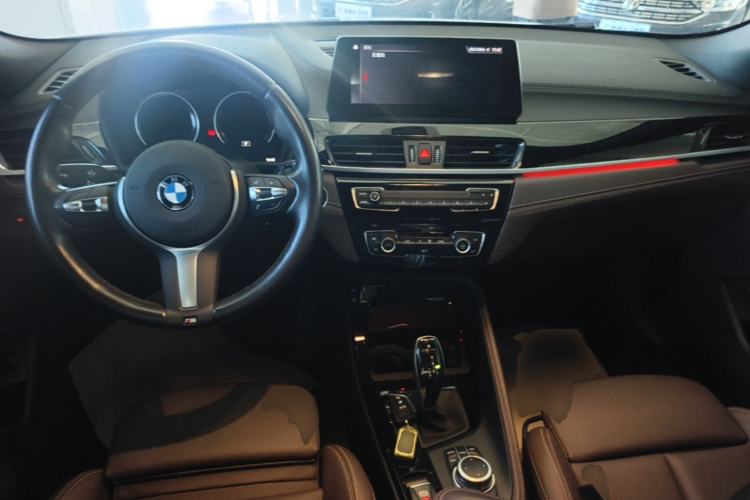 Used BMW X2 2021 sDrive25i M Sport Package Center Console