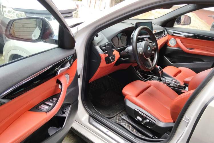 Used BMW X2 2021 sDrive25i Midnight Edition Driver Seat