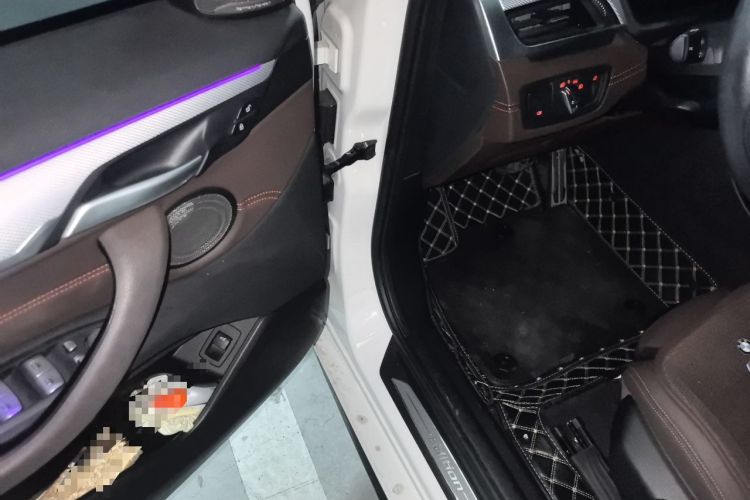 Used BMW X2 2021 Restyled sDrive25i Midnight Edition Driver Seat