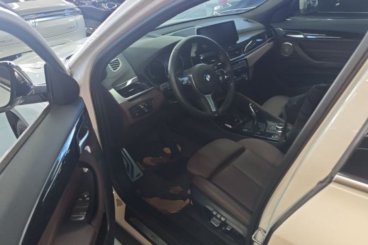 Used BMW X2 2021 sDrive25i Leading Model M Off-Road Package Driver Seat