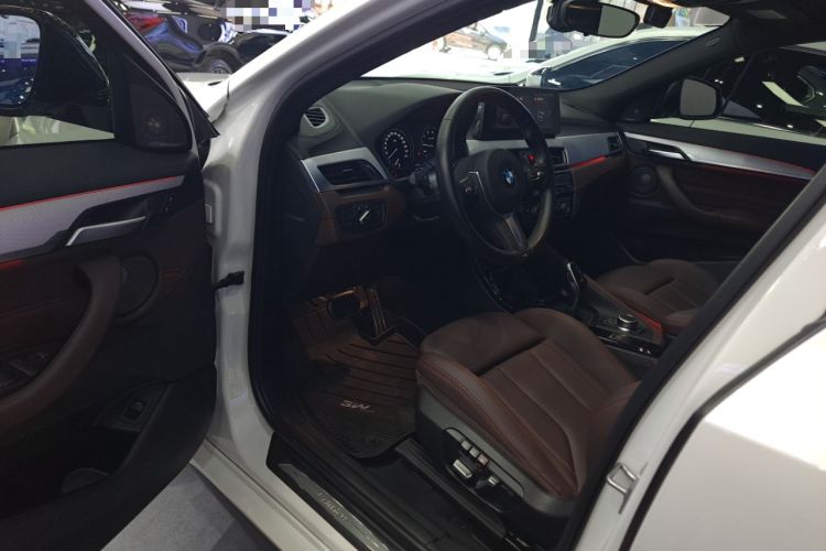 Used BMW X2 2021 sDrive25i Midnight Edition Driver Seat