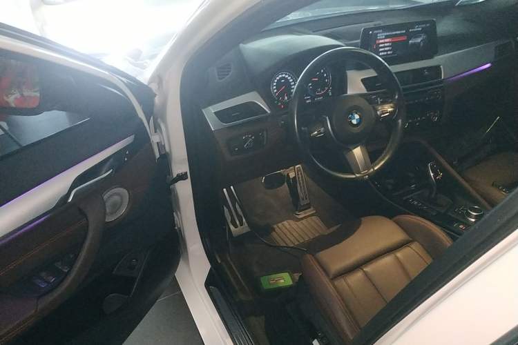 Used BMW X2 2021 Restyled sDrive25i Midnight Edition Driver Seat