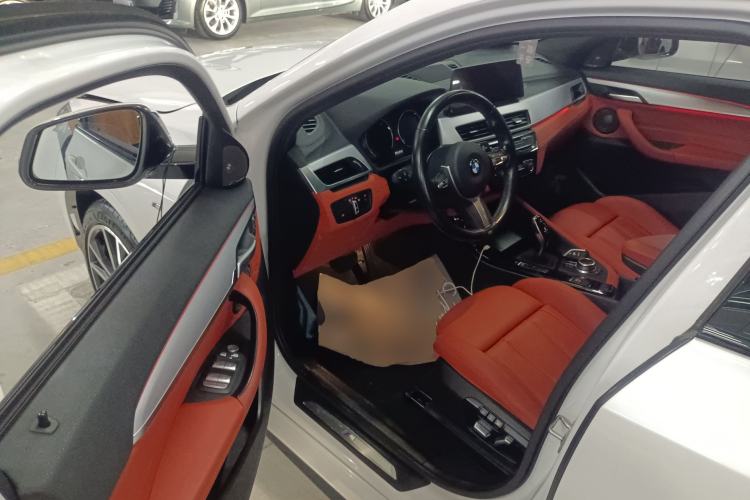 Used BMW X2 2021 sDrive25i Luxury Model with M Sport Package Driver Seat