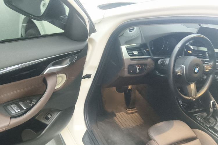 Used BMW X2 2021 sDrive25i M Sport Package Driver Seat
