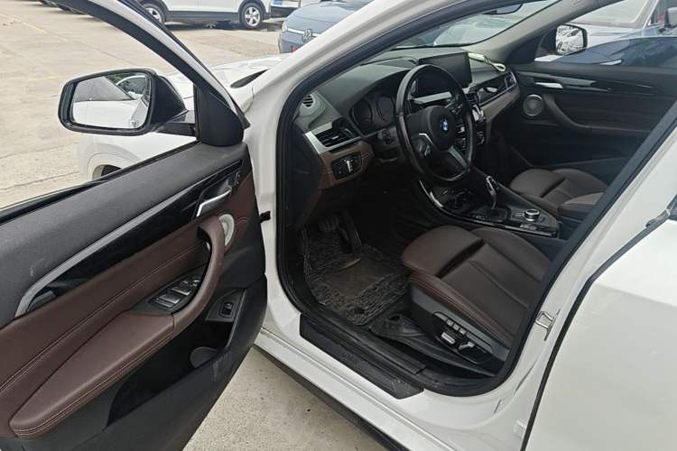 Used BMW X2 2021 sDrive25i M Sport Package Driver Seat