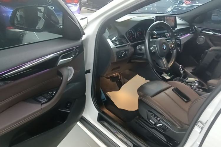 Used BMW X2 2021 sDrive25i Leading Model M Off-Road Package Driver Seat