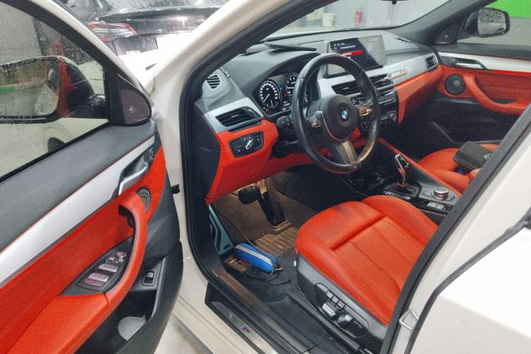 Used BMW X2 2021 sDrive25i Luxury Model with M Sport Package Driver Seat