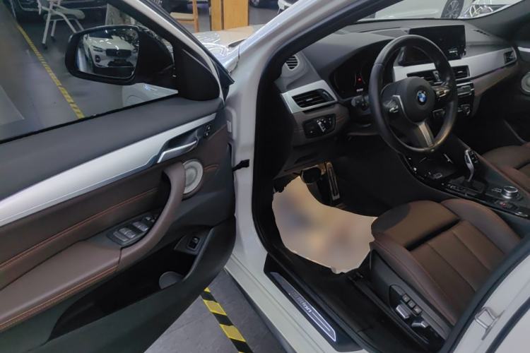 Used BMW X2 2021 Restyled sDrive25i Midnight Edition Driver Seat