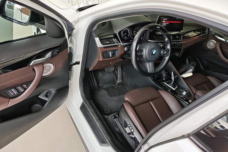 Used BMW X2 2021 sDrive25i M Sport Package Driver Seat