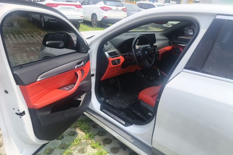Used BMW X2  Driver Seat