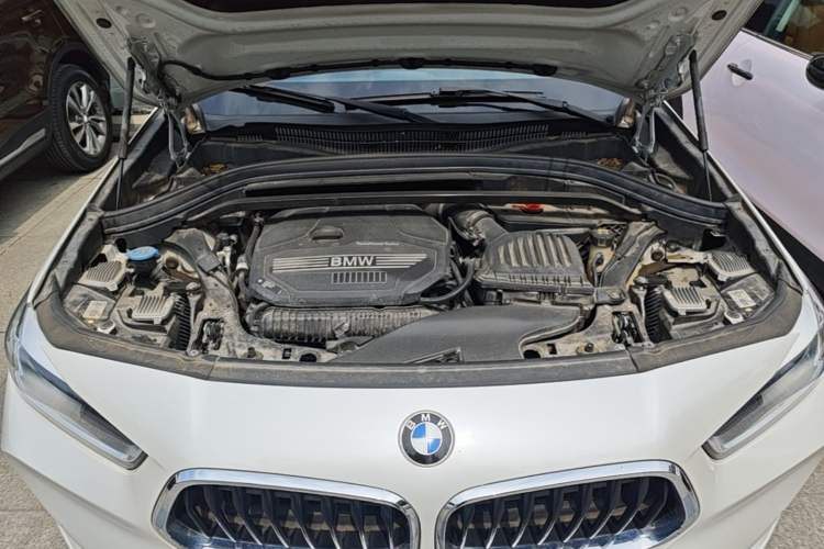 Used BMW X2 2021 sDrive25i Leading Model M Off-Road Package Engine Bay