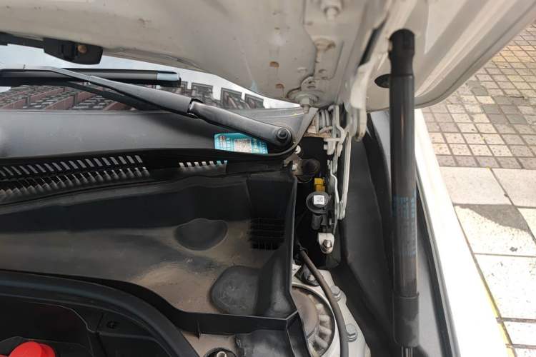Used BMW X2 2021 sDrive25i M Sport Package Engine Bay Left