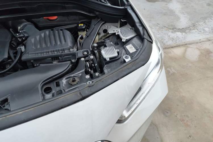 Used BMW X2 2021 Restyled sDrive25i M Sport Package Engine Bay Left