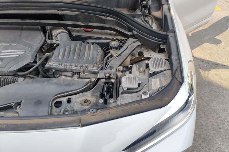 Used BMW X2 2021 sDrive25i Midnight Edition Engine Bay Left