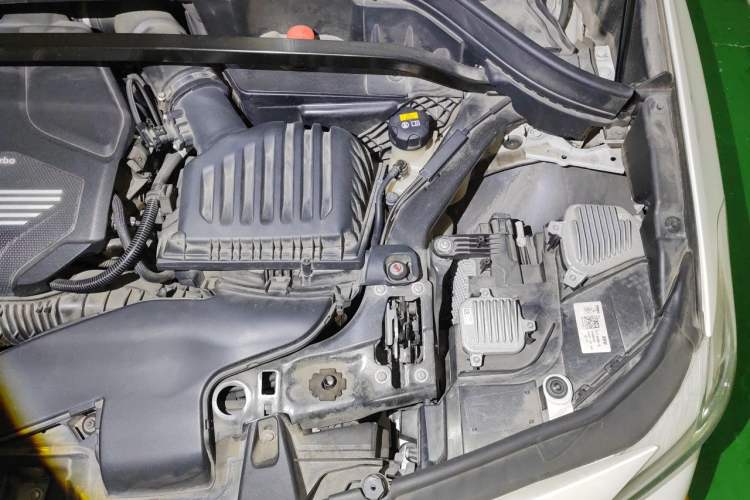 Used BMW X2 2021 sDrive25i Leading Model M Sport Package Engine Bay Left