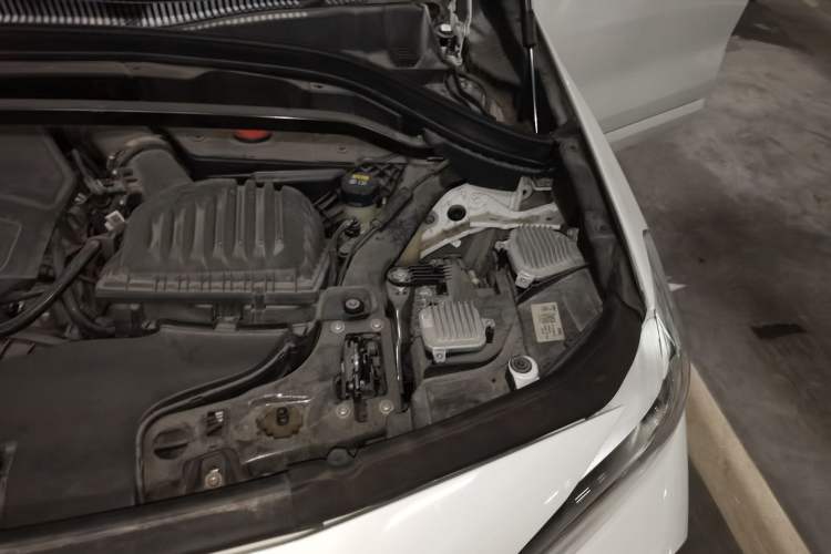 Used BMW X2 2021 sDrive25i M Sport Package Engine Bay Left