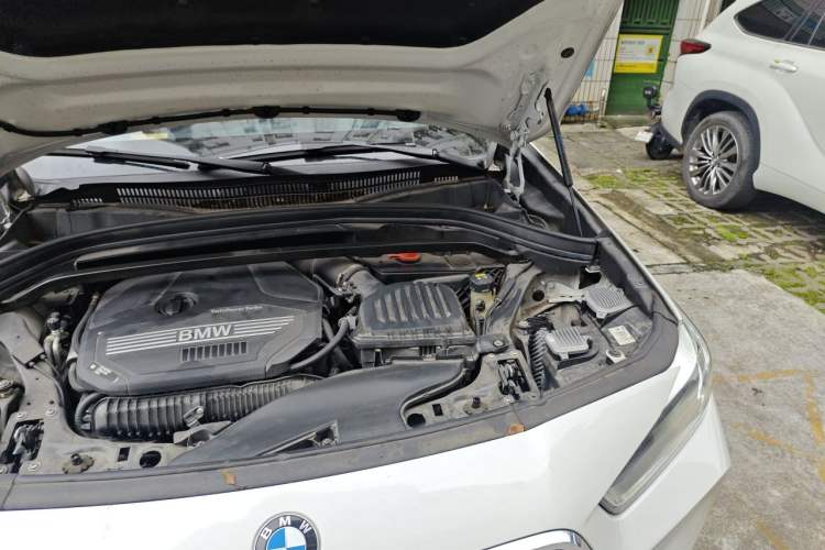 Used BMW X2 2021 sDrive25i M Sport Package Engine Bay Left