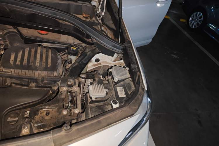 Used BMW X2 2021 Restyled sDrive25i M Sport Package Engine Bay Left