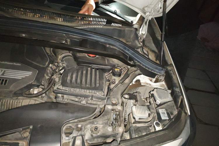 Used BMW X2 2021 Restyled sDrive25i M Sport Package Engine Bay Left