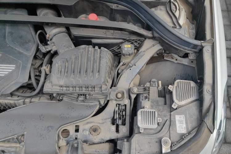 Used BMW X2 2021 sDrive20i M Sport Package Engine Bay Left