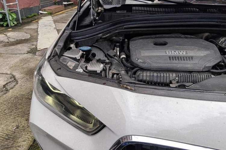 Used BMW X2 2021 sDrive25i Midnight Edition Engine Bay Right