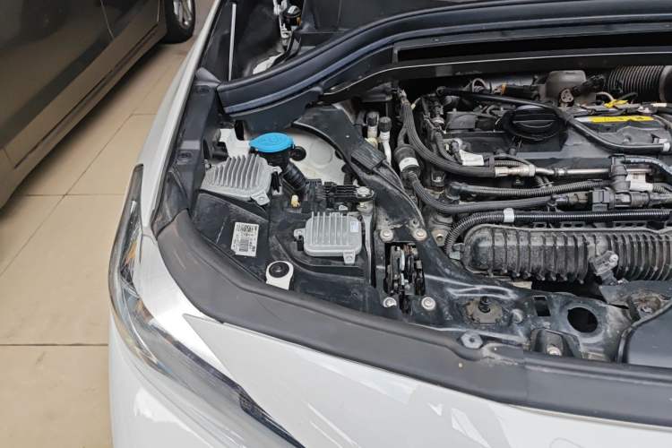Used BMW X2 2021 sDrive25i Leading Model M Sport Package Engine Bay Right