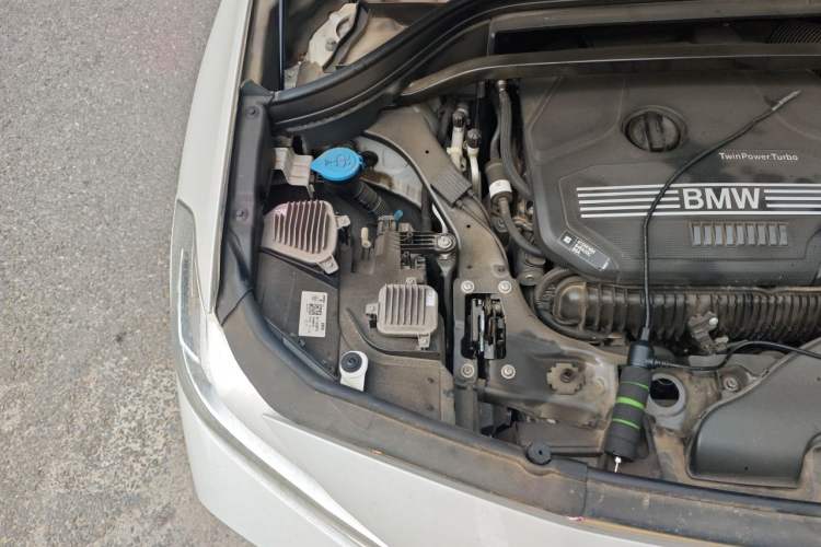 Used BMW X2 2021 xDrive25i M Sport Package Engine Bay Right