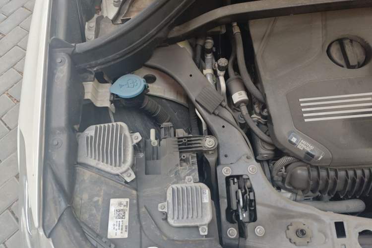 Used BMW X2 2021 Restyled sDrive25i M Sport Package Engine Bay Right