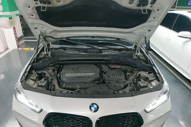 Used BMW X2 2021 Restyled sDrive25i Midnight Edition Engine Bay