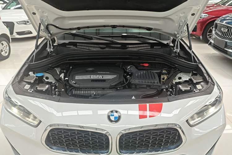 Used BMW X2 2021 Restyled sDrive25i Sharp Edition Engine Bay