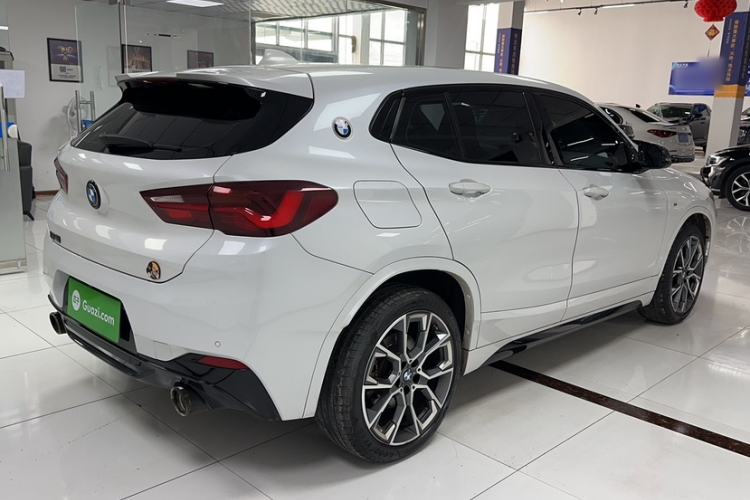 Used BMW X2 2021 Restyled sDrive25i Midnight Edition Exterior 1