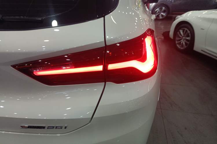 Used BMW X2 2021 sDrive25i Midnight Edition Exterior 1