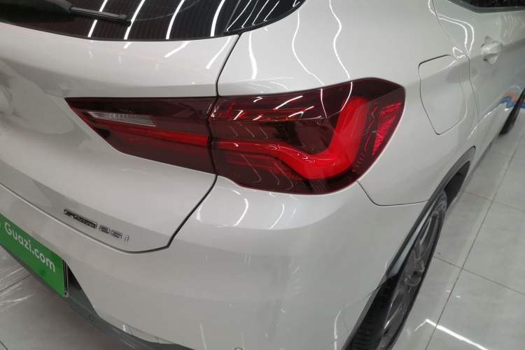 Used BMW X2 2021 sDrive25i Leading Model M Off-Road Package Exterior 2