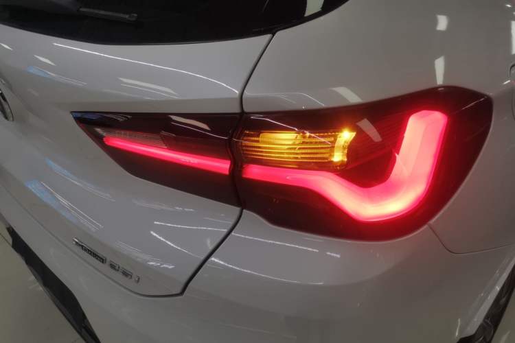 Used BMW X2 2021 sDrive25i Leading Model M Sport Package Exterior 2