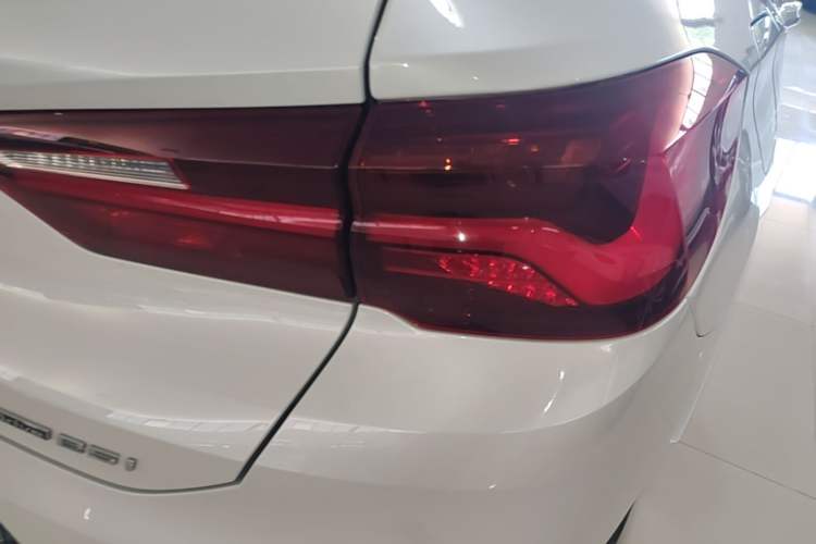 Used BMW X2 2021 Restyled sDrive25i M Sport Package Exterior 3