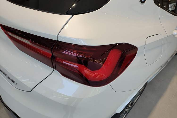 Used BMW X2 2021 Restyled sDrive25i Midnight Edition Exterior 3