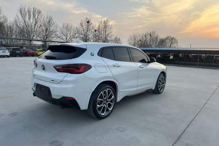 Used BMW X2 2021 Updated xDrive25i Midnight Edition Exterior 4