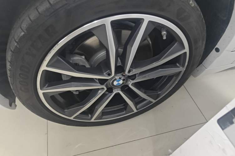 Used BMW X2 2021 sDrive25i Luxury Model with M Sport Package Exterior 4