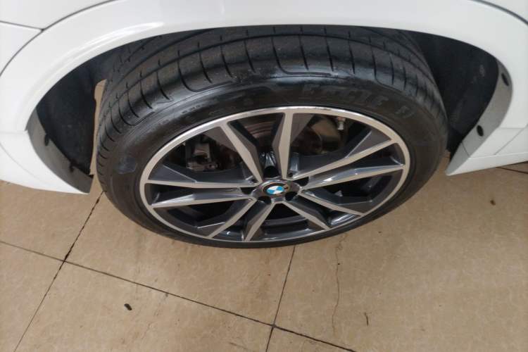 Used BMW X2 2021 sDrive25i Luxury Model with M Sport Package Exterior 5