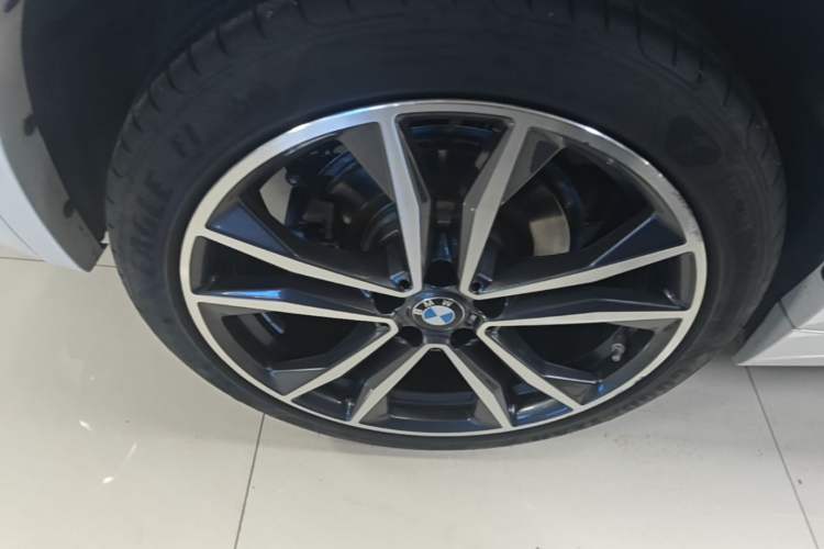 Used BMW X2 2021 sDrive25i Luxury Model with M Sport Package Exterior 5