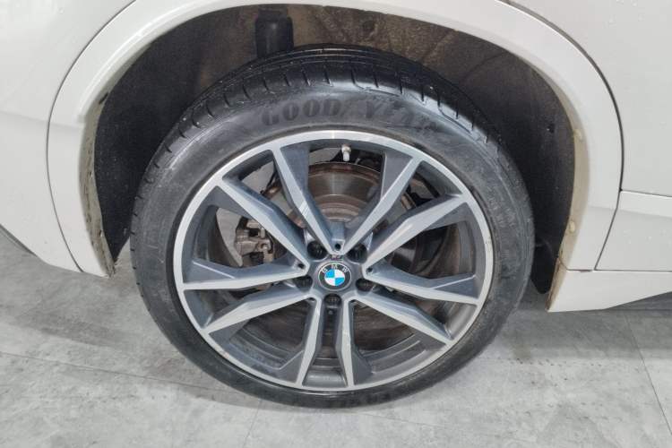 Used BMW X2 2021 sDrive25i Luxury Model with M Sport Package Exterior 5
