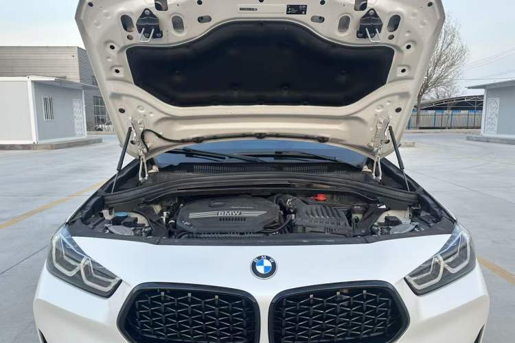Used BMW X2 2021 Updated xDrive25i Midnight Edition Exterior 6
