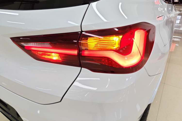 Used BMW X2 2021 Restyled sDrive25i Midnight Edition Exterior 6